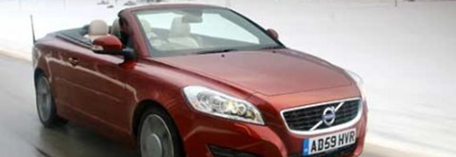 2010 Volvo C70 first drive 
